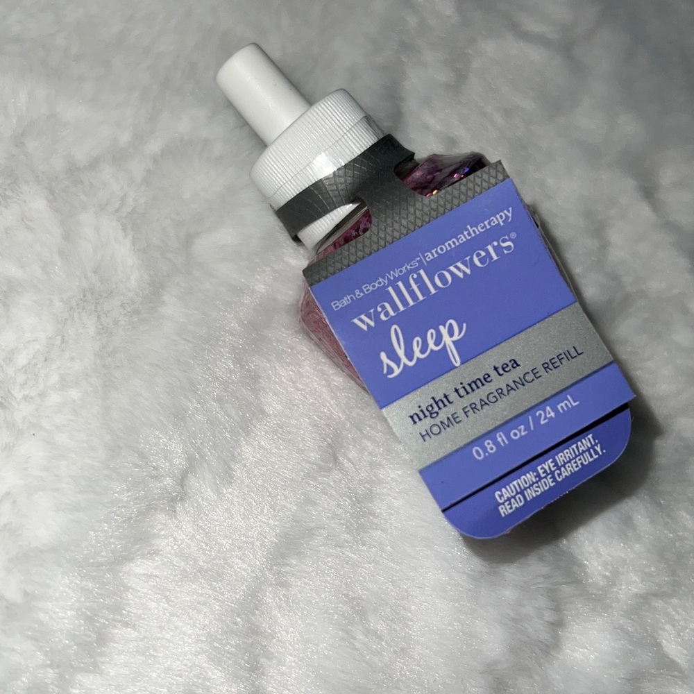 NIGHT TIME TEA Wallflowers Sleep Nightlight Plug-In Refills by Bath & Body Works - Picture 5 of 10